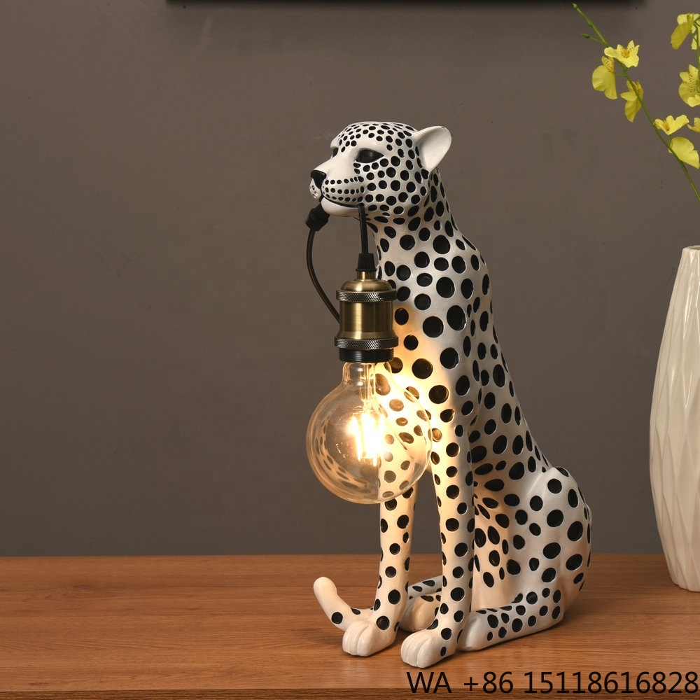 Resin Art Table - Modern Art Animal Leopard Resin Sculpture