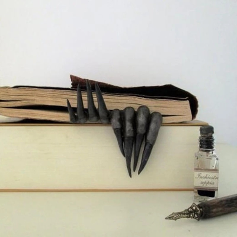 Hand of The Devil Halloween Ho - Resin Art Bookmark ulasan dan harga